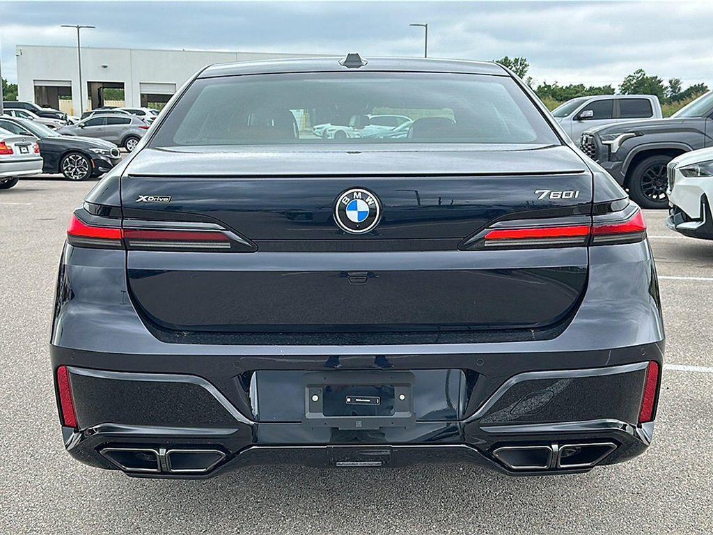 new 2025 BMW 760 car, priced at $133,455