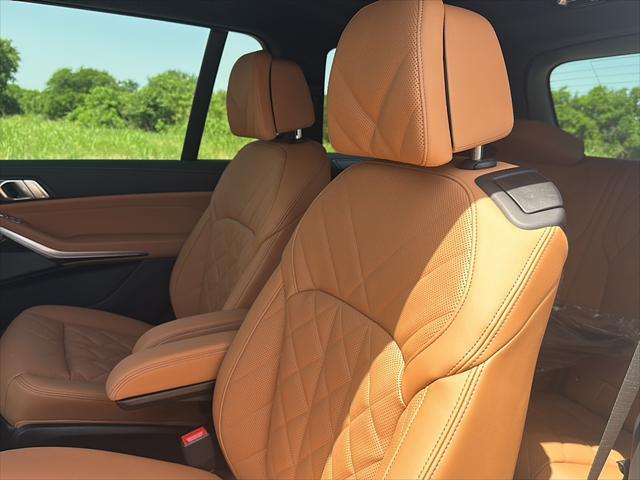 new 2026 BMW X7 car, priced at $91,665