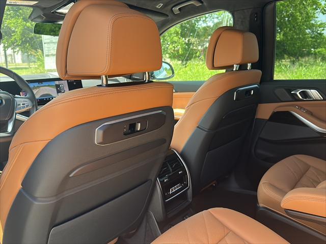 new 2026 BMW X7 car, priced at $91,665