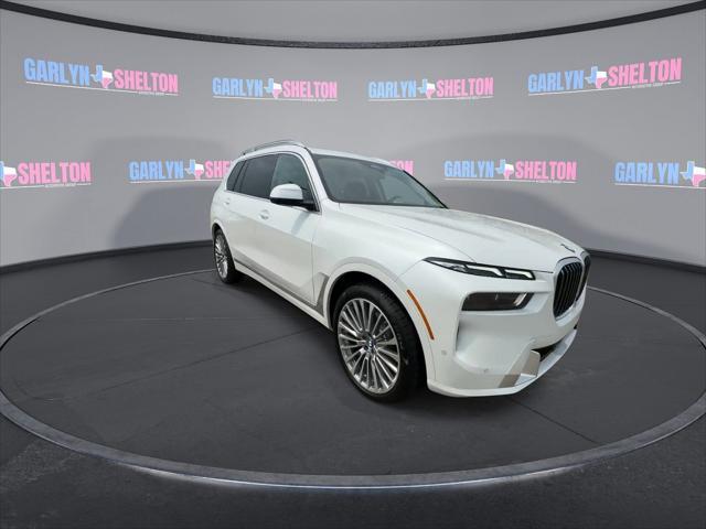 new 2025 BMW X7 car, priced at $90,325