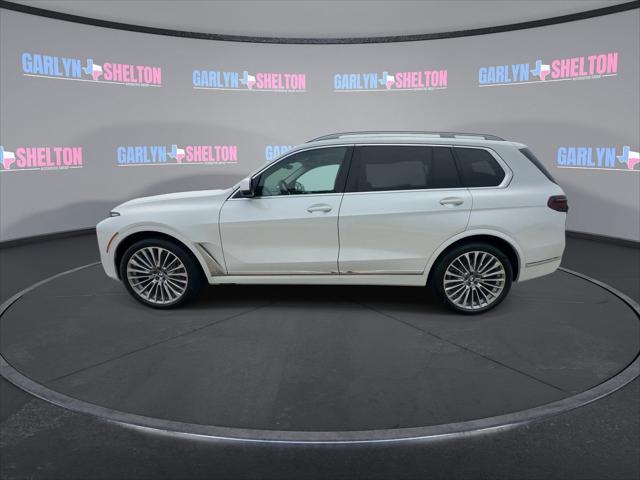 new 2025 BMW X7 car, priced at $90,325