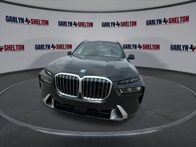 new 2025 BMW X7 car, priced at $91,995