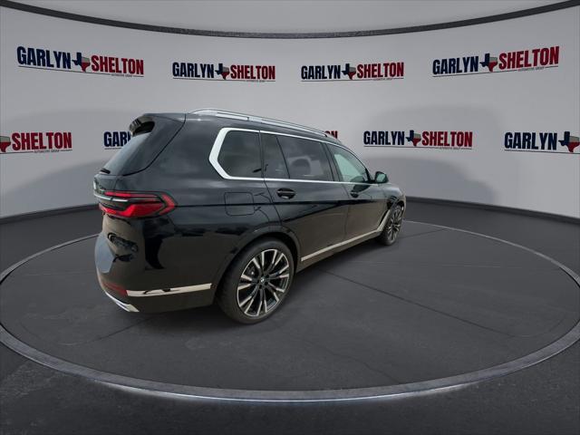 new 2025 BMW X7 car, priced at $91,995