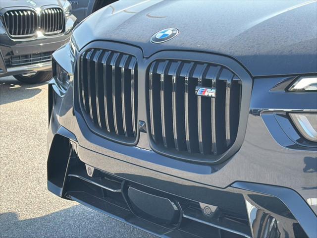 new 2025 BMW X7 car, priced at $120,350