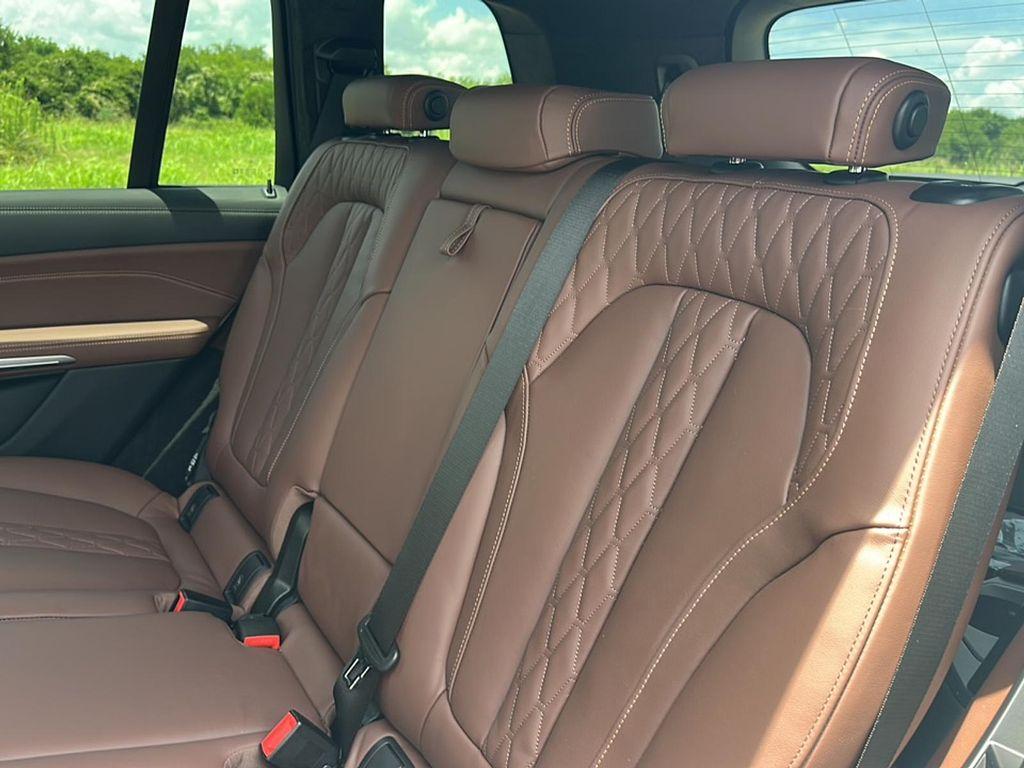 new 2026 BMW X7 car, priced at $120,265