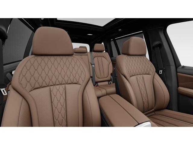 new 2026 BMW X7 car, priced at $120,265