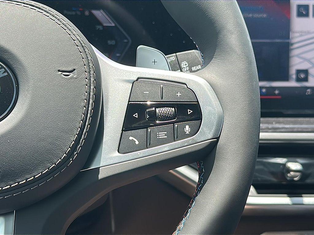 new 2026 BMW X7 car, priced at $120,265