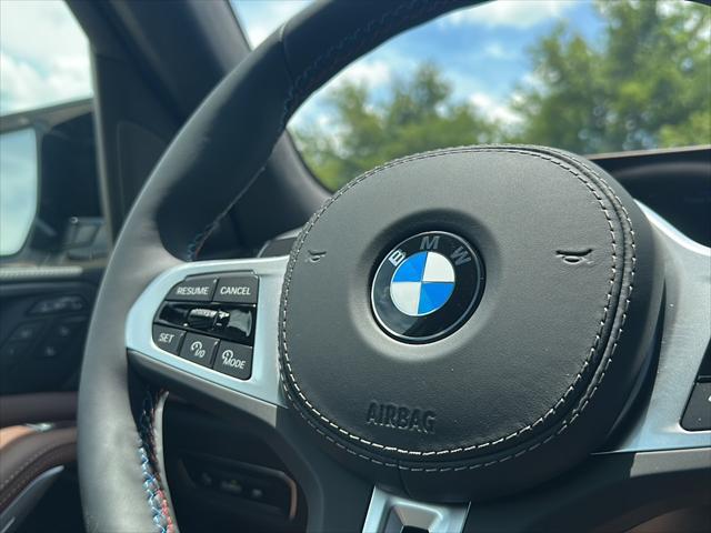 new 2026 BMW X7 car, priced at $120,265