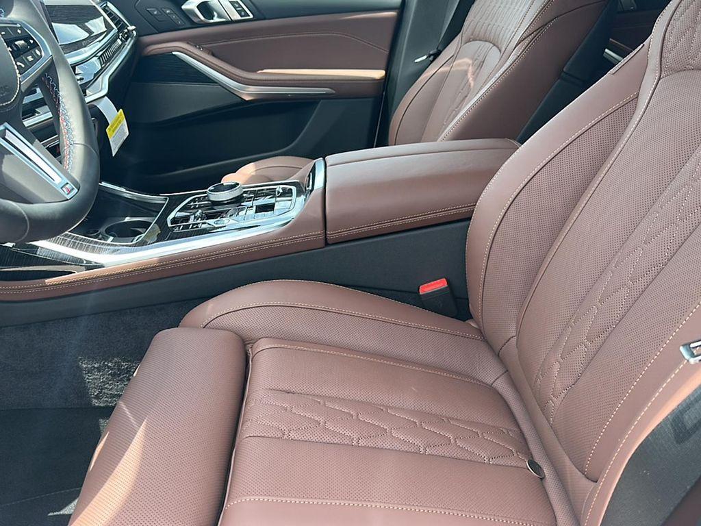 new 2026 BMW X7 car, priced at $120,265