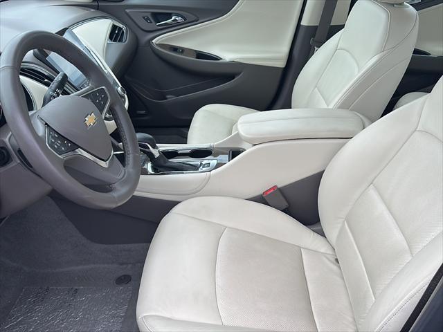 used 2024 Chevrolet Malibu car, priced at $27,995