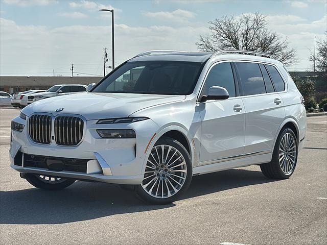 new 2025 BMW X7 car, priced at $95,225