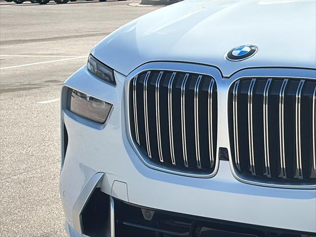 new 2025 BMW X7 car, priced at $95,225