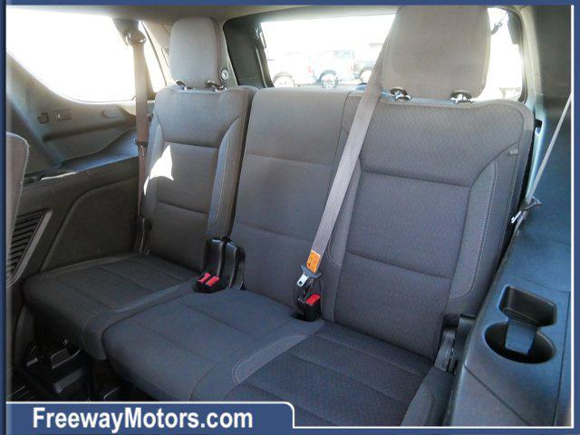 used 2022 GMC Yukon car, priced at $39,900