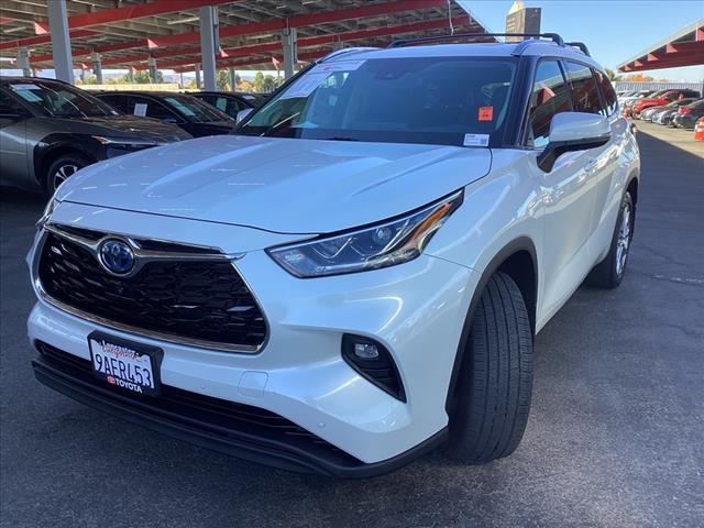 used 2022 Toyota Highlander Hybrid car, priced at $43,899