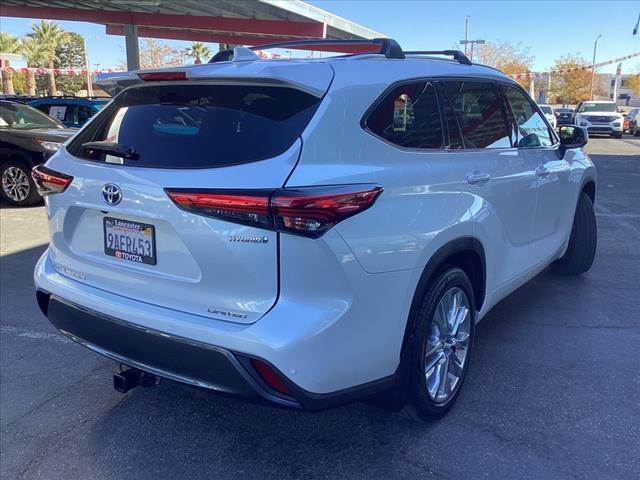 used 2022 Toyota Highlander Hybrid car, priced at $43,899