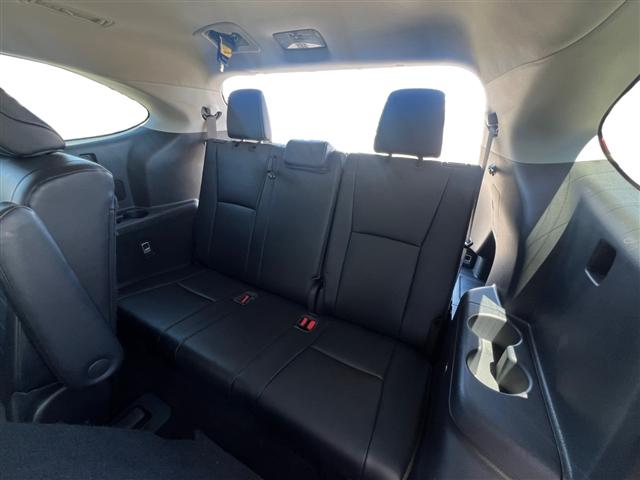 used 2023 Toyota Highlander car, priced at $39,498