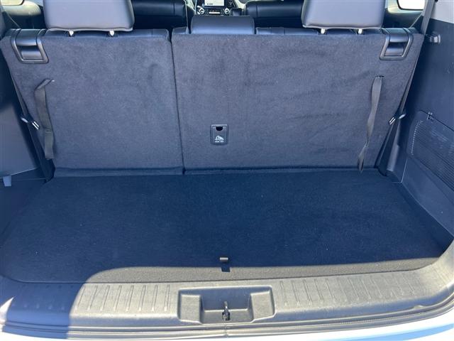 used 2023 Toyota Highlander car, priced at $39,498