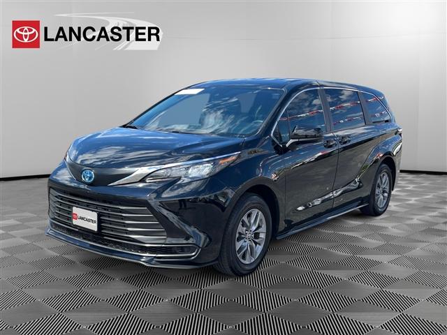used 2024 Toyota Sienna car, priced at $40,898