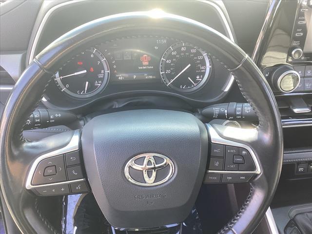 used 2021 Toyota Highlander car, priced at $31,998