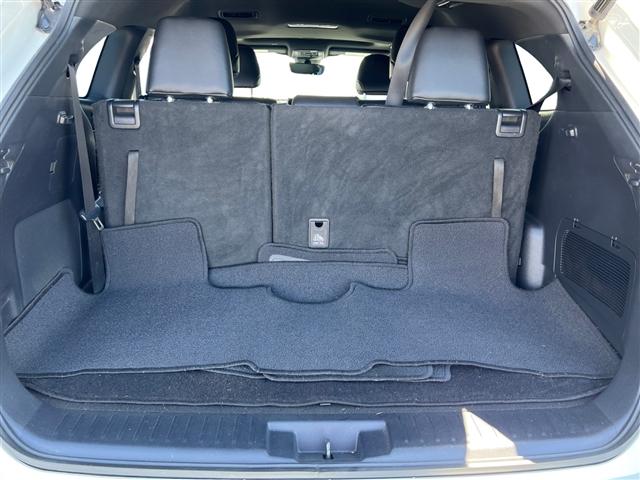 used 2021 Toyota Highlander car, priced at $33,798