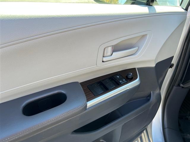 used 2021 Toyota Sienna car, priced at $39,798