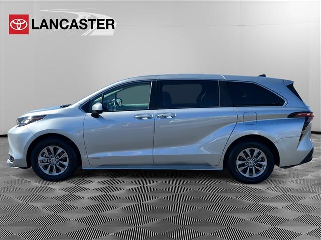 used 2021 Toyota Sienna car, priced at $39,798