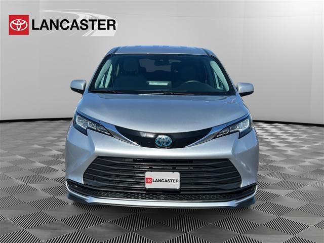 used 2021 Toyota Sienna car, priced at $39,798