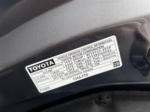 used 2024 Toyota Highlander car, priced at $43,998