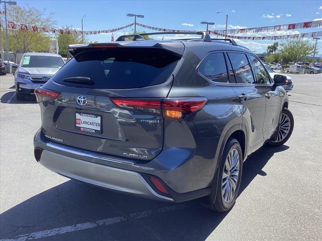 used 2021 Toyota Highlander Hybrid car, priced at $42,622