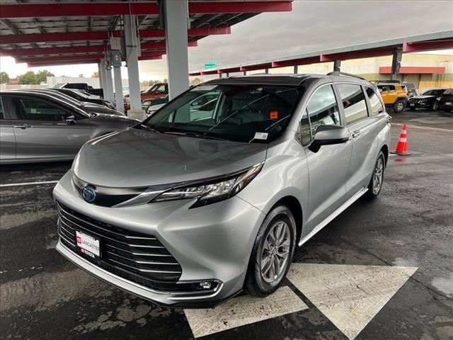 used 2023 Toyota Sienna car, priced at $41,998