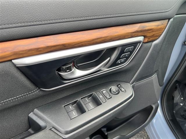 used 2021 Honda CR-V Hybrid car, priced at $21,998
