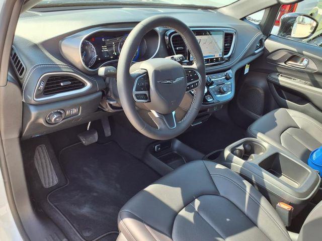 new 2026 Chrysler Pacifica car, priced at $45,452