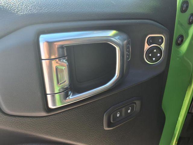 new 2025 Jeep Wrangler car, priced at $41,613