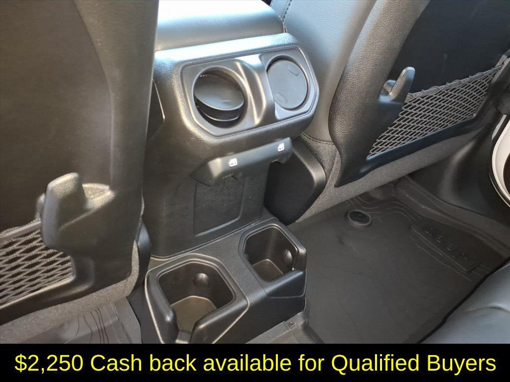 new 2025 Jeep Gladiator car, priced at $40,941