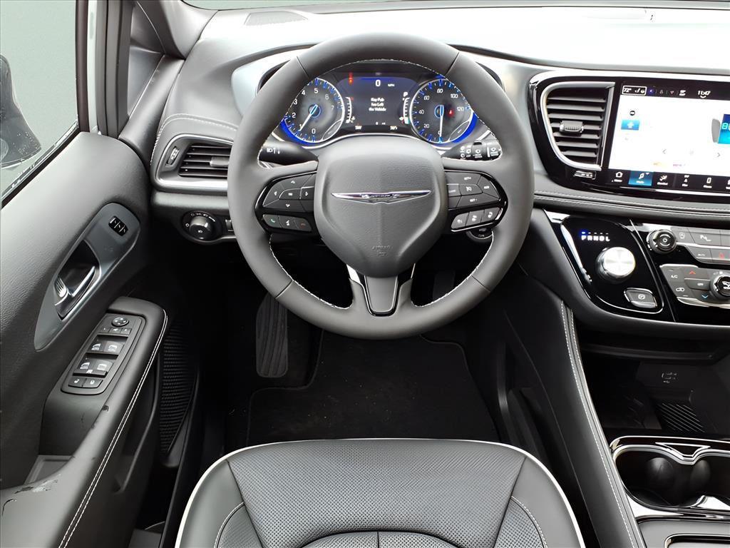 new 2026 Chrysler Pacifica car, priced at $44,693