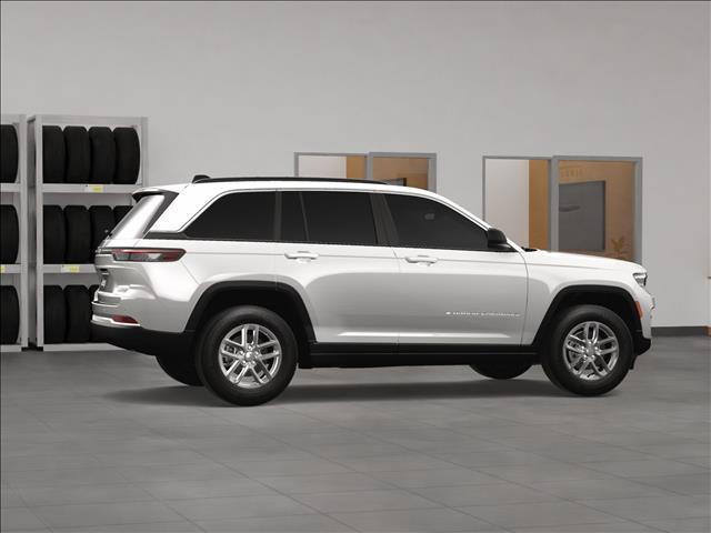 new 2025 Jeep Grand Cherokee car, priced at $33,793