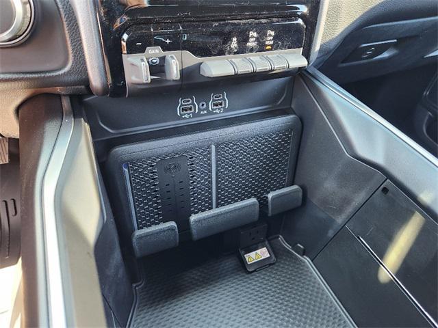 new 2025 Ram 1500 car, priced at $47,412