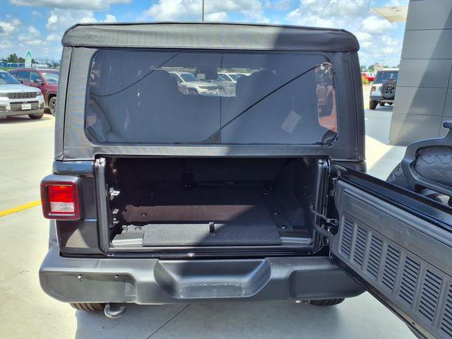 new 2025 Jeep Wrangler car, priced at $37,138
