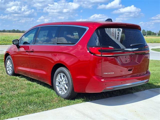 new 2025 Chrysler Pacifica car, priced at $36,967