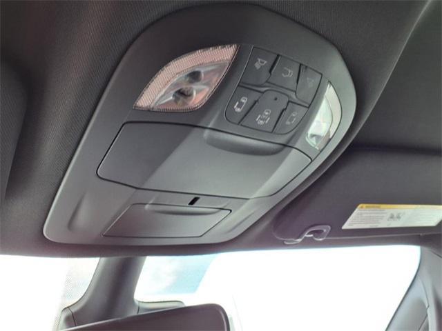 new 2025 Chrysler Pacifica car, priced at $40,325