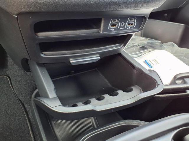 new 2025 Chrysler Pacifica car, priced at $40,325