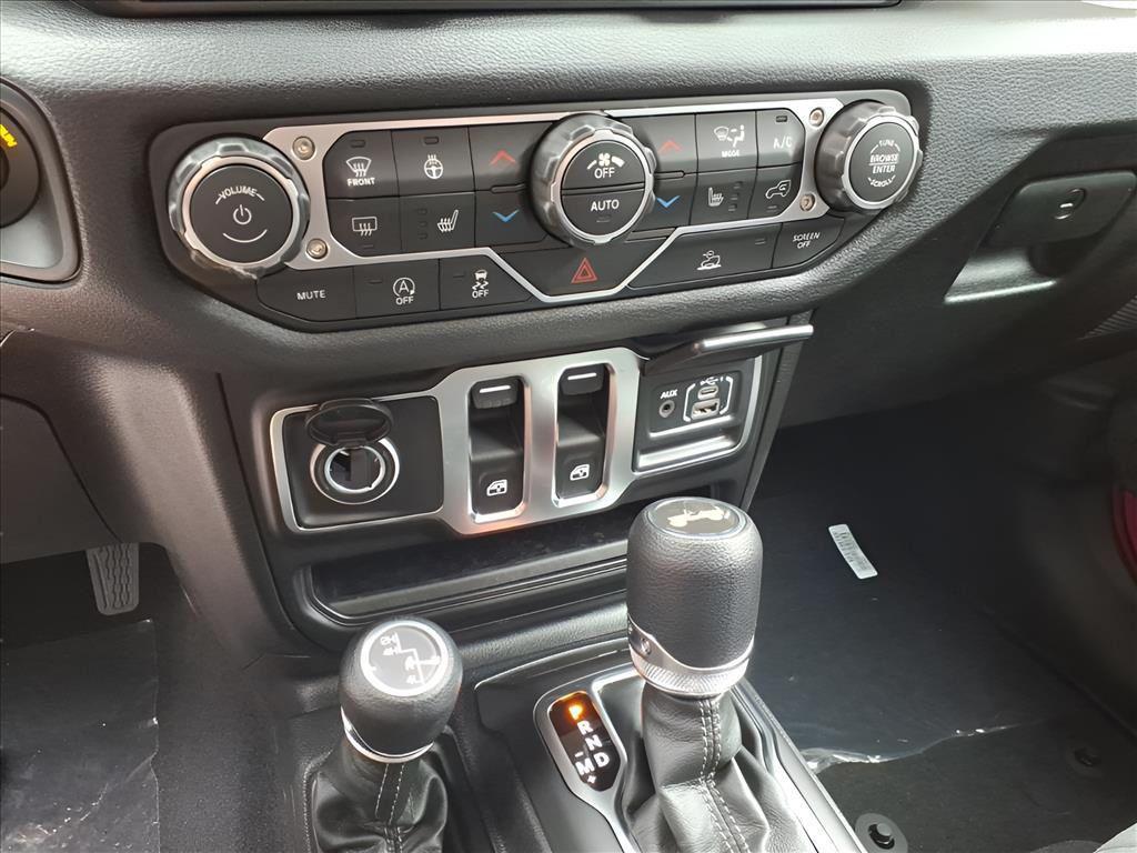 new 2026 Jeep Wrangler car, priced at $40,602