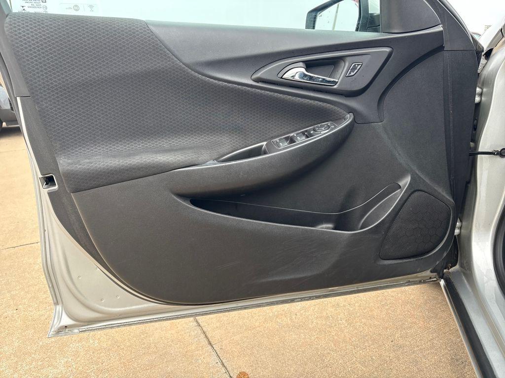 used 2017 Chevrolet Malibu car, priced at $12,227