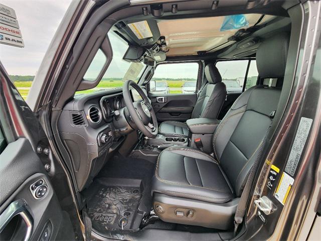 new 2025 Jeep Gladiator car, priced at $38,949