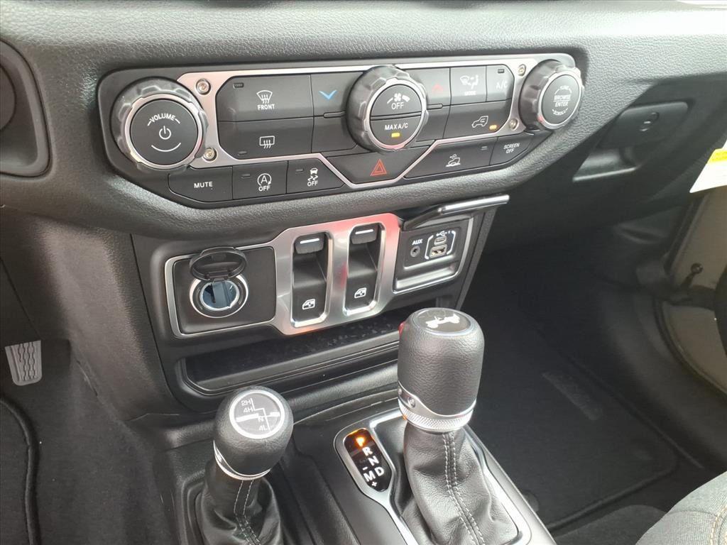 new 2026 Jeep Wrangler car, priced at $39,828