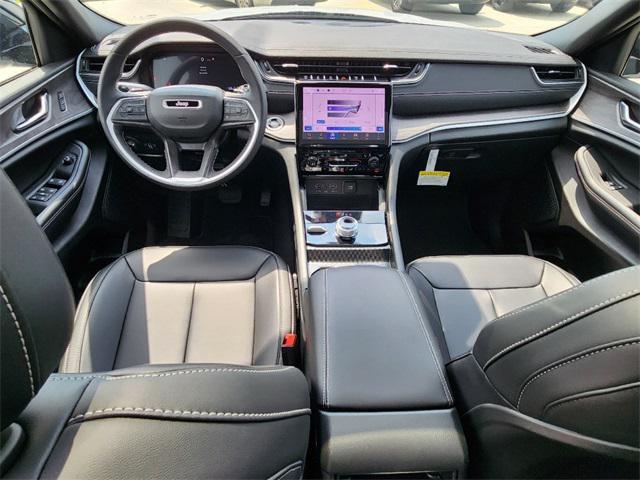 new 2025 Jeep Grand Cherokee car, priced at $42,887