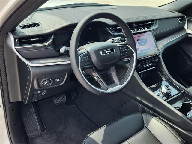 new 2025 Jeep Grand Cherokee car, priced at $42,887