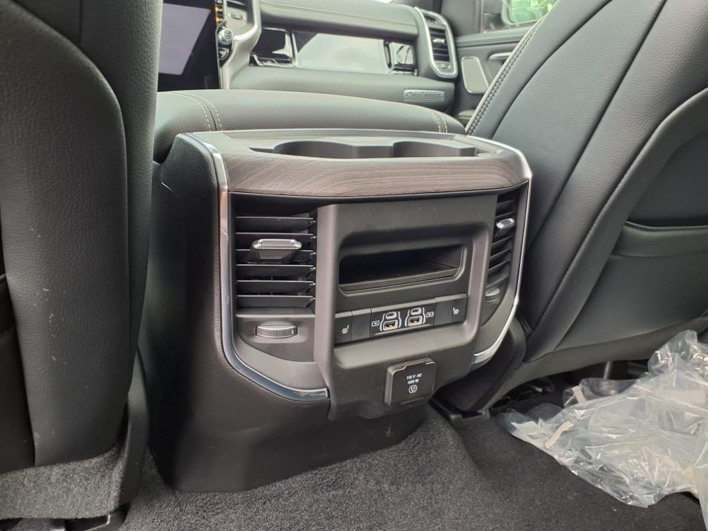 new 2026 Ram 1500 car, priced at $61,081