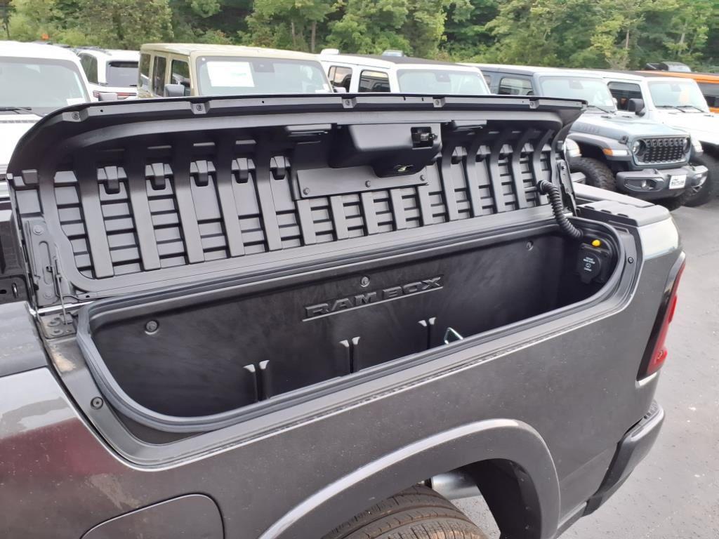 new 2026 Ram 1500 car, priced at $61,081