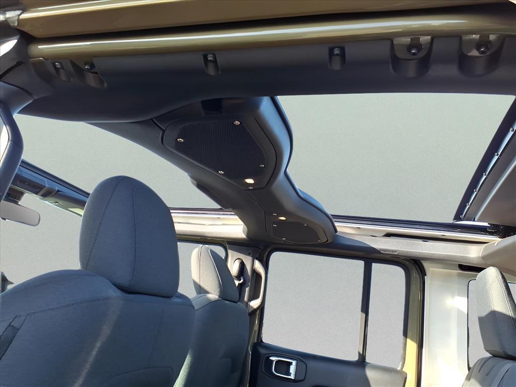 new 2026 Jeep Wrangler car, priced at $35,041